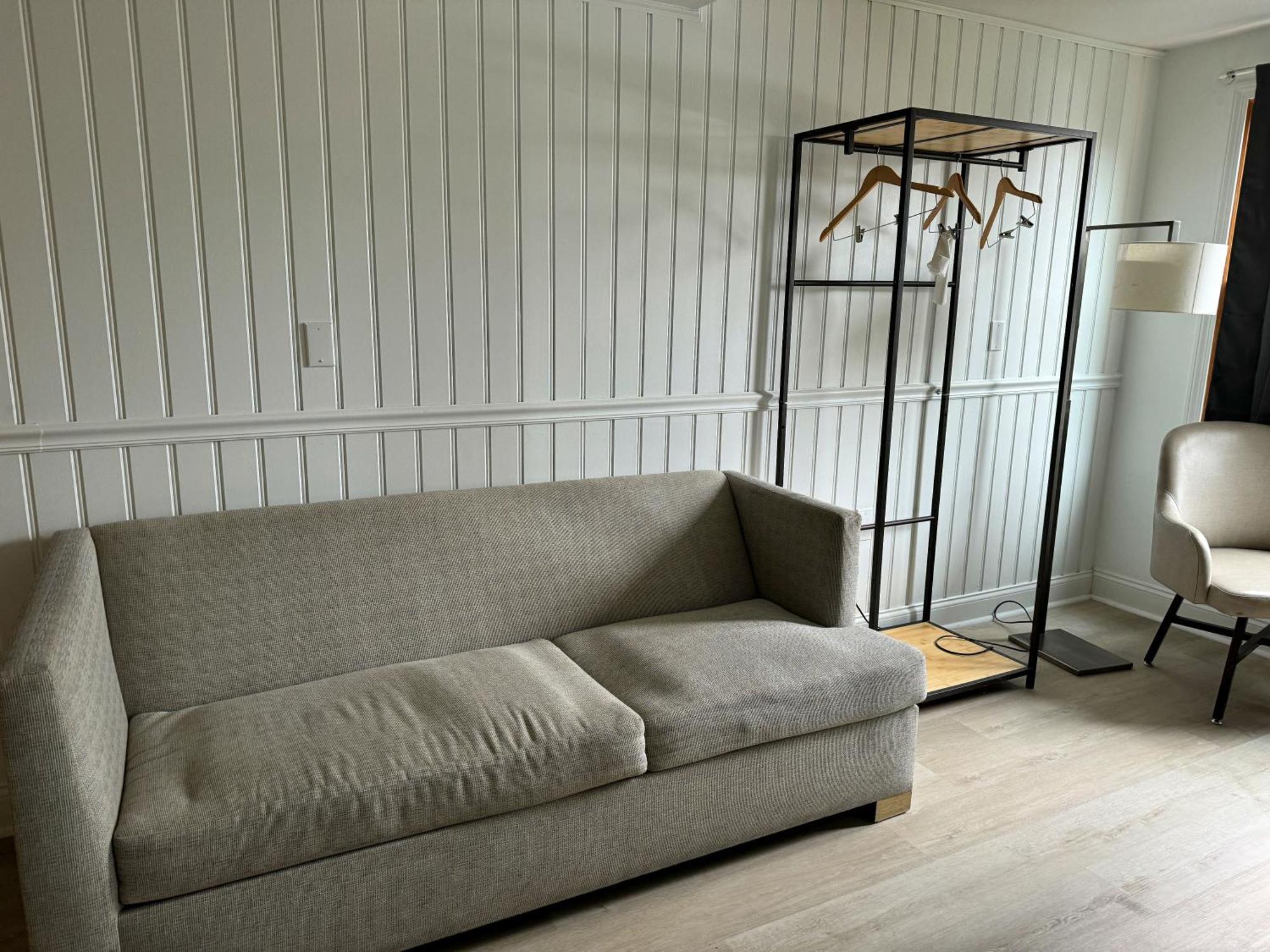 Hatchway Hotel Rockland
